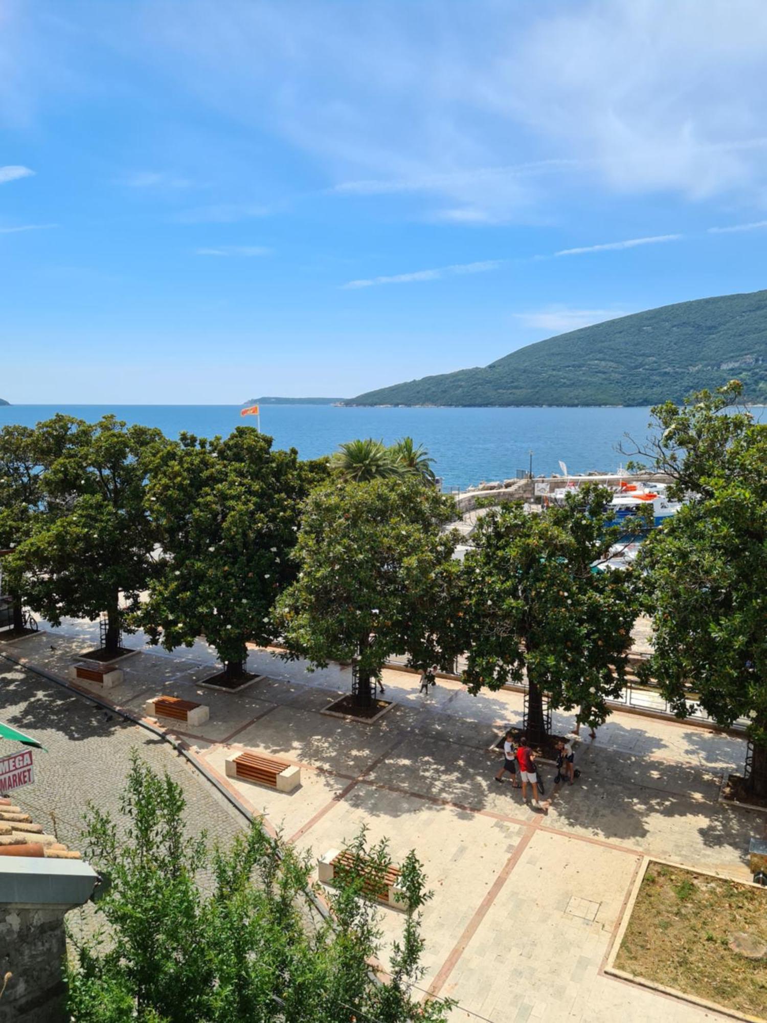 Skver Studio Apartments Herceg Novi Exterior photo