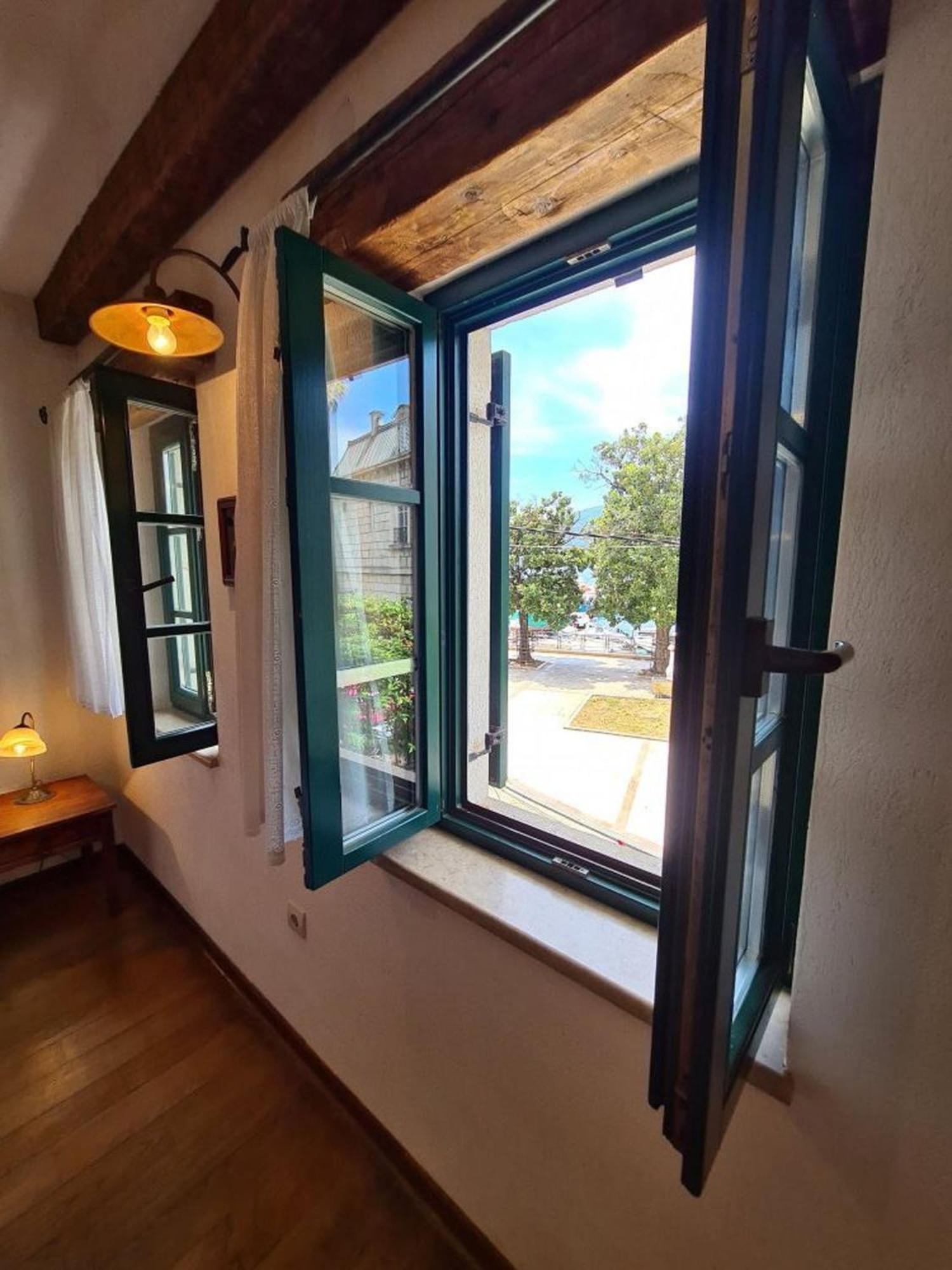 Skver Studio Apartments Herceg Novi Room photo